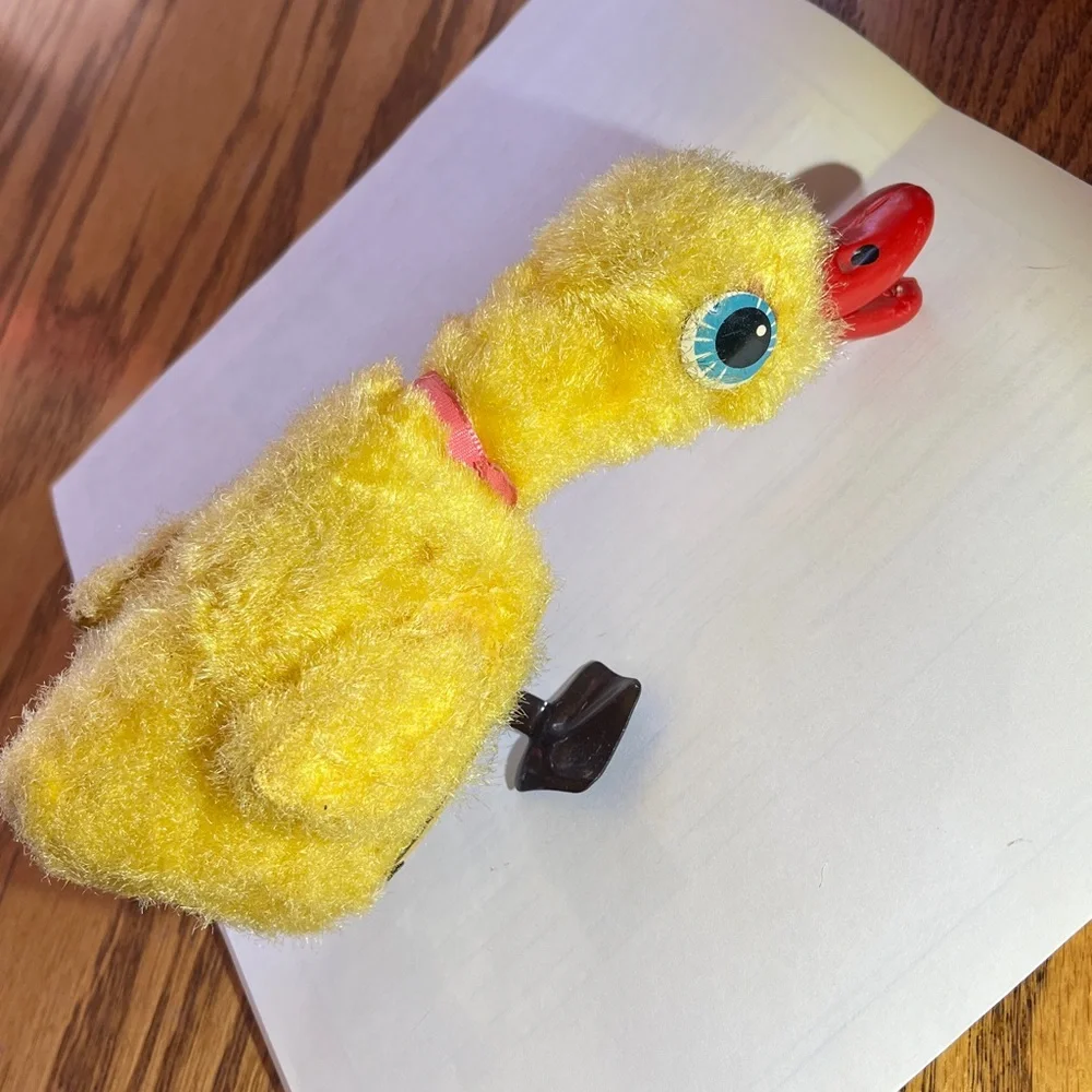 40’s-50’s Vintage yellow fuzzy wind up Duck toy